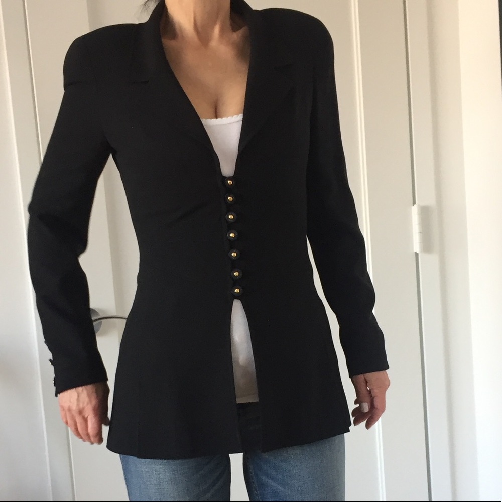 Chanel Vintage Authentic Classic Black Jacket - Picture 3 of 15